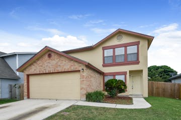 6522 Beech Trail Dr Converse, TX 78109